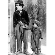 Carte du film Le Kid avec Charlie Chaplin - 10.5x15 cm